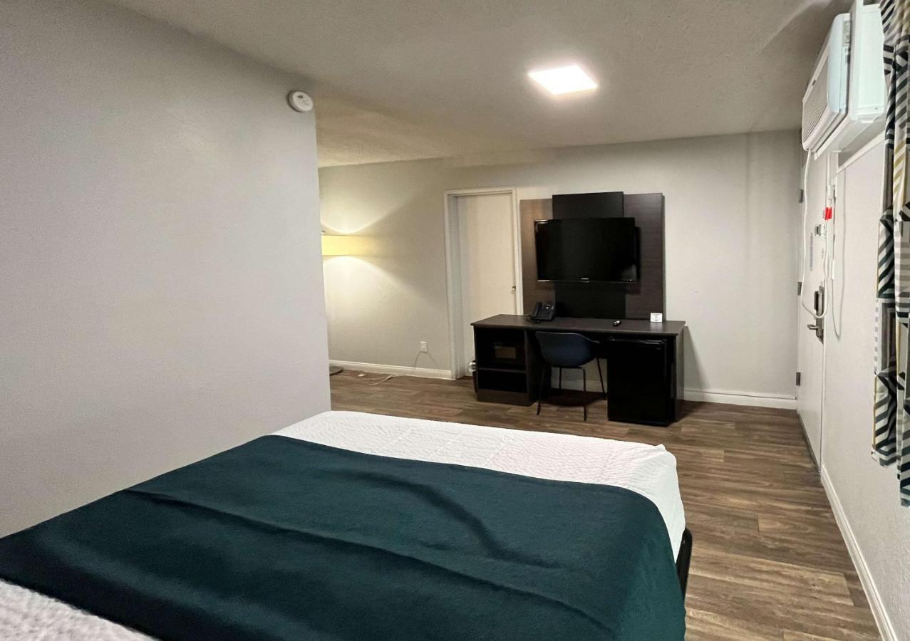 Motel 6 Las Vegas Nv Downtown Fremont St Esterno foto